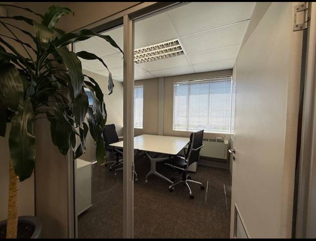 807.60M² OFFICE TO LET IN TYGER VALLEY